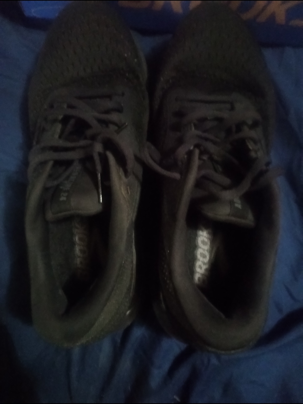 Women’s Black Athletic Sneakers - Cushioned Support